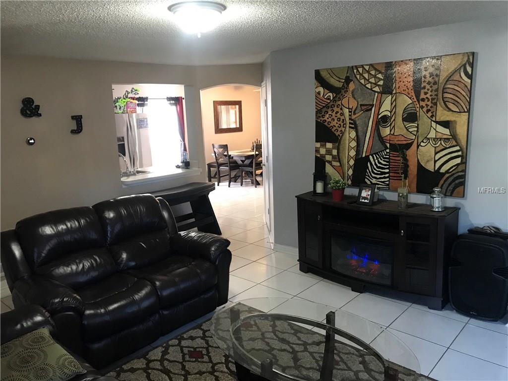 9646 LUPINE AVENUE, ORLANDO, Florida 32824, 4 Bedrooms Bedrooms, 7 Rooms Rooms,2 BathroomsBathrooms,Residential,For sale,LUPINE,S4851297