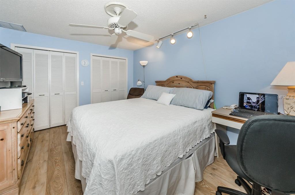 3065 HAMPTON COURT, CLEARWATER, Florida 33761, 4 Bedrooms Bedrooms, 7 Rooms Rooms,3 BathroomsBathrooms,Residential,For sale,HAMPTON,U7834653