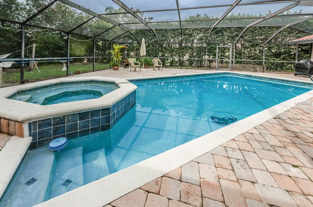 3065 HAMPTON COURT, CLEARWATER, Florida 33761, 4 Bedrooms Bedrooms, 7 Rooms Rooms,3 BathroomsBathrooms,Residential,For sale,HAMPTON,U7834653