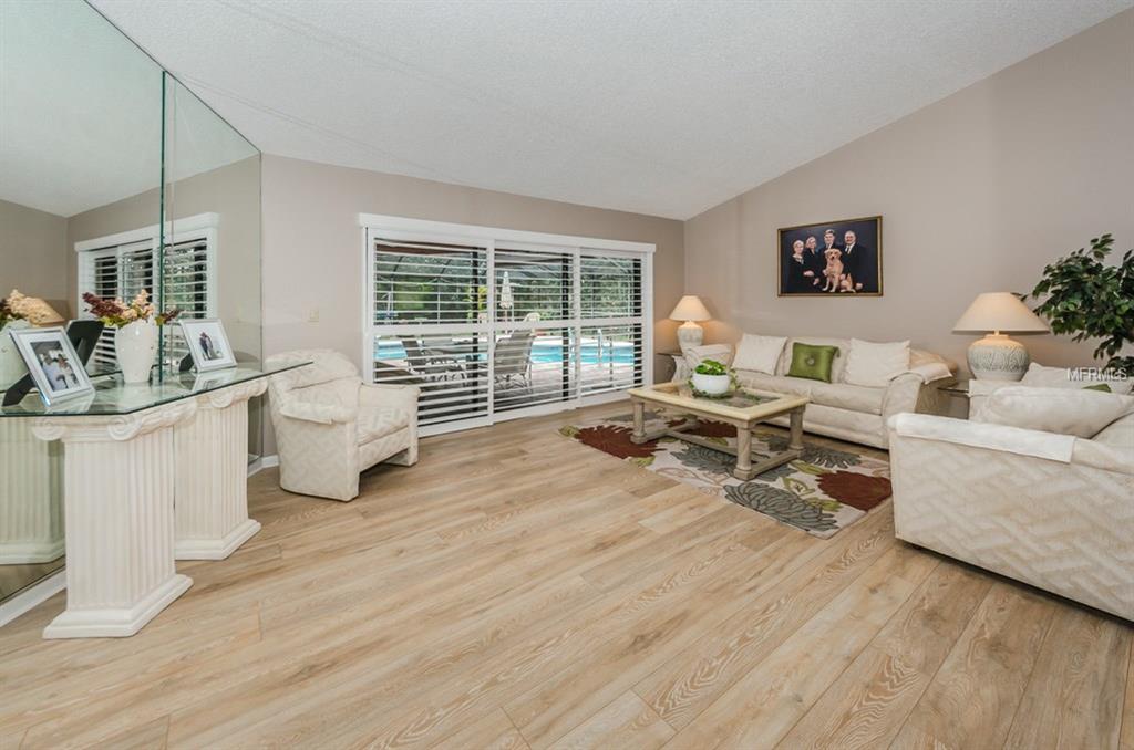 3065 HAMPTON COURT, CLEARWATER, Florida 33761, 4 Bedrooms Bedrooms, 7 Rooms Rooms,3 BathroomsBathrooms,Residential,For sale,HAMPTON,U7834653