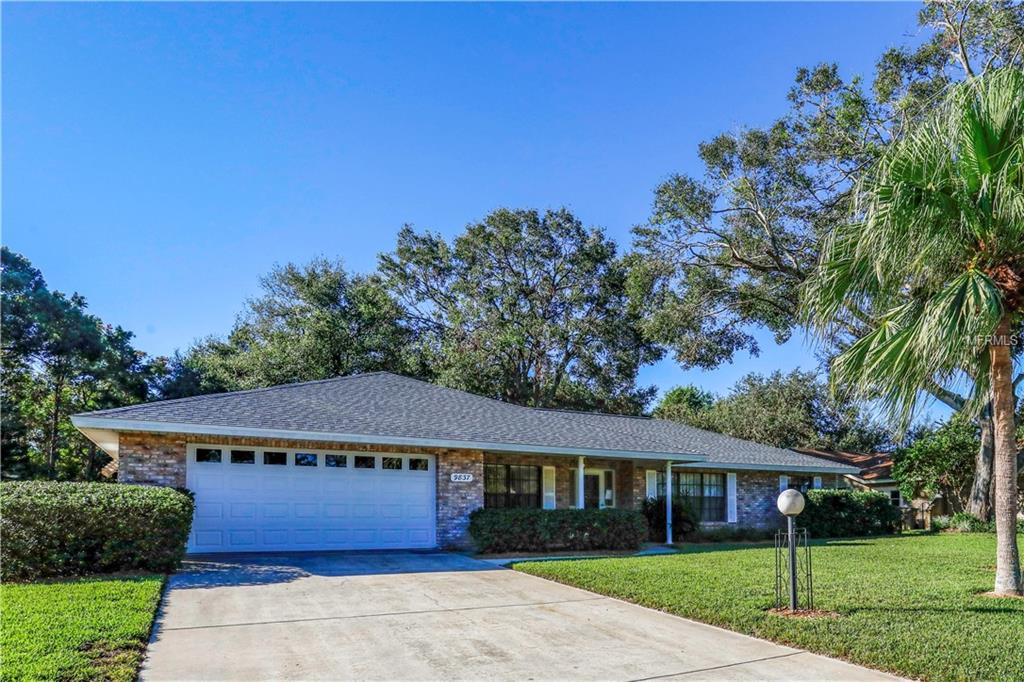 9837 WEDGEWOOD LN, LEESBURG, Florida 34788, 3 Bedrooms Bedrooms, 8 Rooms Rooms,2 BathroomsBathrooms,Residential,For sale,WEDGEWOOD LN,G4848899