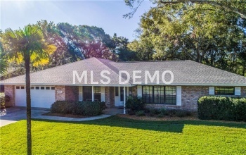 9837 WEDGEWOOD LN, LEESBURG, Florida 34788, 3 Bedrooms Bedrooms, 8 Rooms Rooms,2 BathroomsBathrooms,Residential,For sale,WEDGEWOOD LN,G4848899