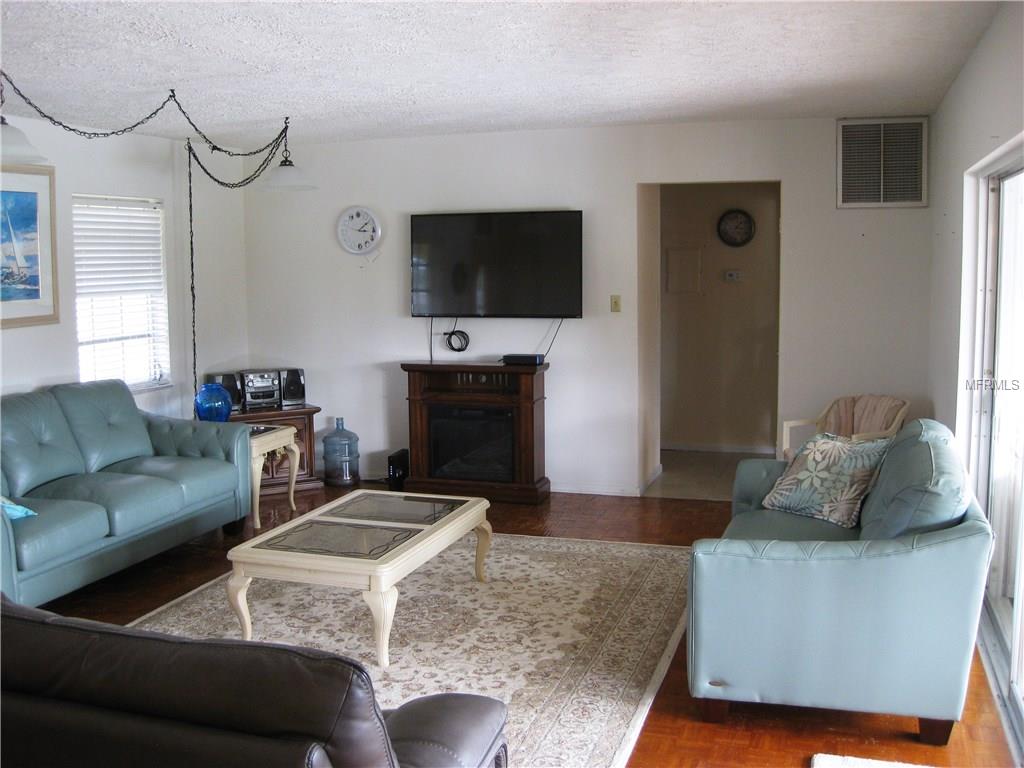 21623 EDGEWATER DRIVE, PORT CHARLOTTE, Florida 33952, 2 Bedrooms Bedrooms, 6 Rooms Rooms,2 BathroomsBathrooms,Residential,For sale,EDGEWATER,C7245611