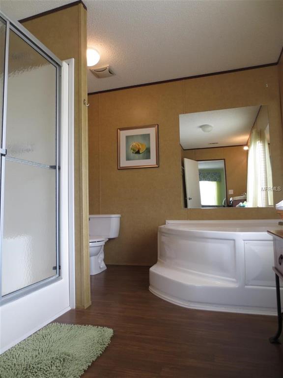 807 SILVER OAK AVENUE, THE VILLAGES, Florida 32159, 3 Bedrooms Bedrooms, 5 Rooms Rooms,2 BathroomsBathrooms,Residential,For sale,SILVER OAK,G4850508