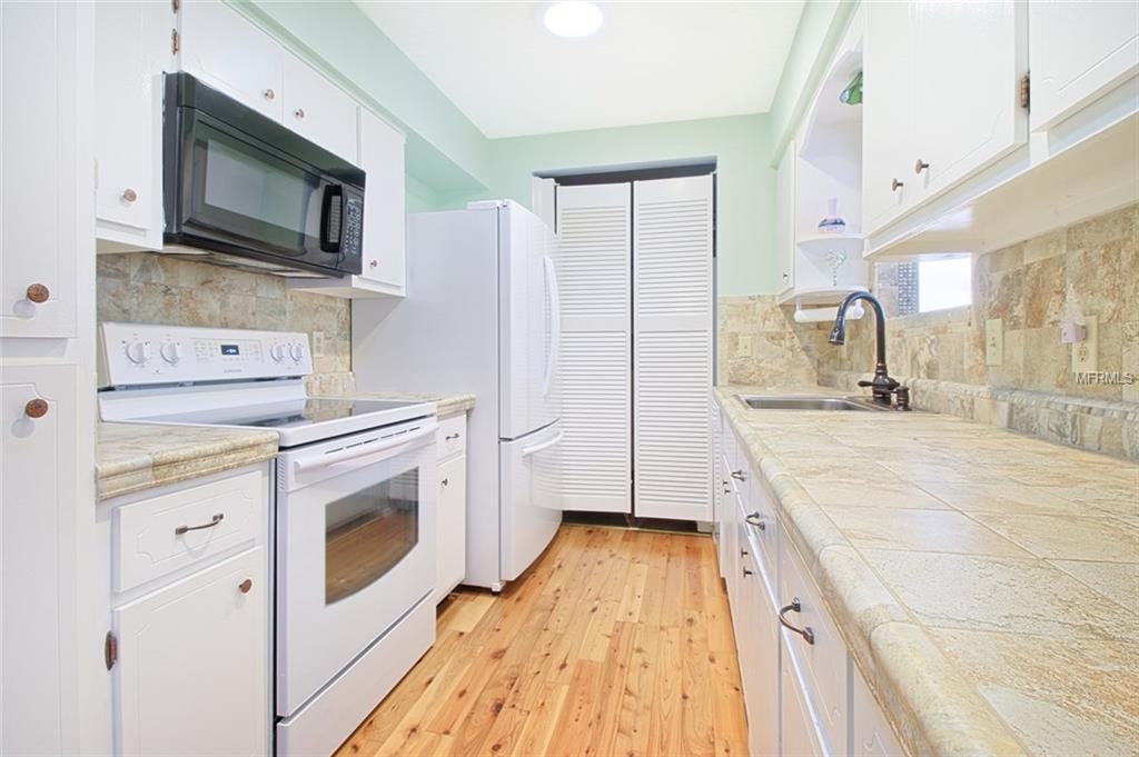 3100 MILDRED DRIVE, PALM HARBOR, Florida 34684, 4 Bedrooms Bedrooms, 8 Rooms Rooms,2 BathroomsBathrooms,Residential,For sale,MILDRED,U7842238