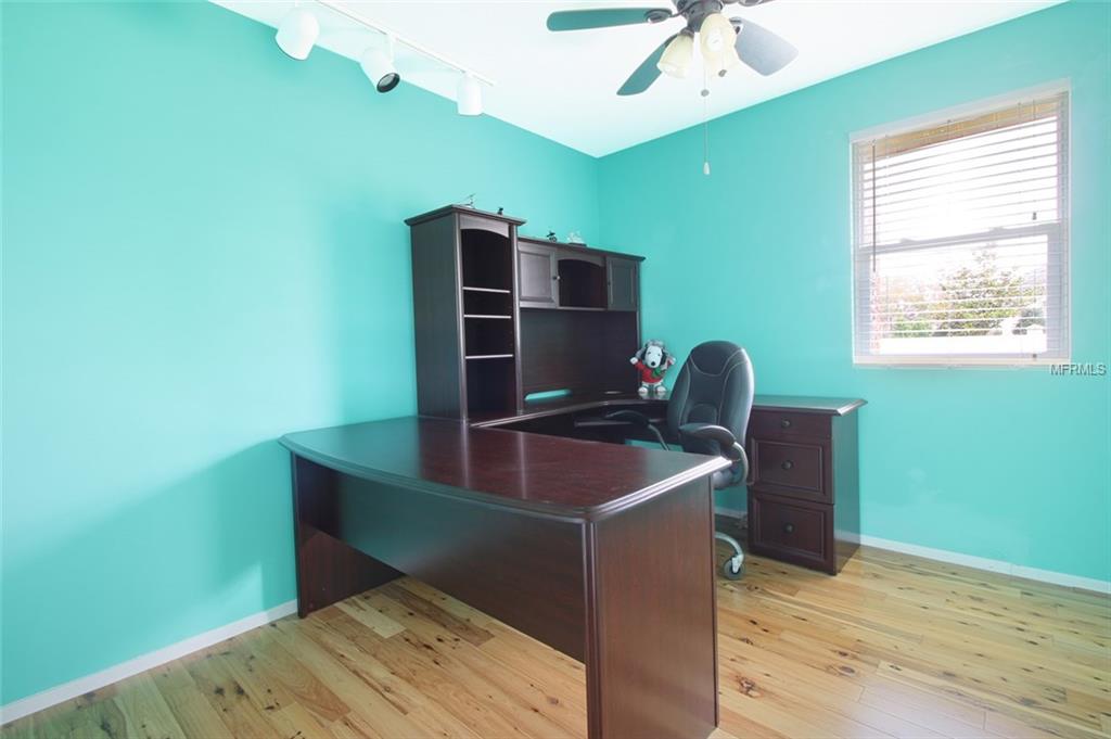 3100 MILDRED DRIVE, PALM HARBOR, Florida 34684, 4 Bedrooms Bedrooms, 8 Rooms Rooms,2 BathroomsBathrooms,Residential,For sale,MILDRED,U7842238