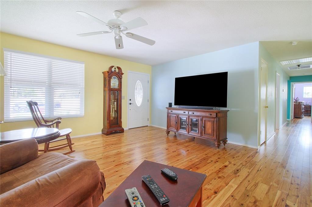 3100 MILDRED DRIVE, PALM HARBOR, Florida 34684, 4 Bedrooms Bedrooms, 8 Rooms Rooms,2 BathroomsBathrooms,Residential,For sale,MILDRED,U7842238