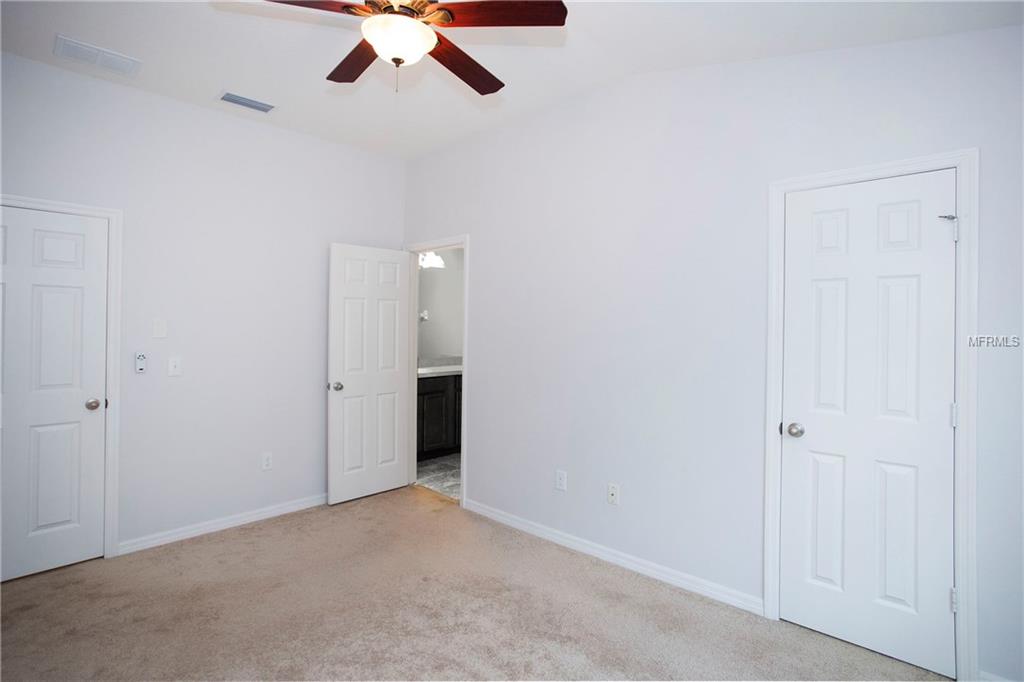 15816 FISHHAWK VIEW DRIVE, LITHIA, Florida 33547, 2 Bedrooms Bedrooms, 6 Rooms Rooms,2 BathroomsBathrooms,Residential,For sale,FISHHAWK VIEW,T2922559