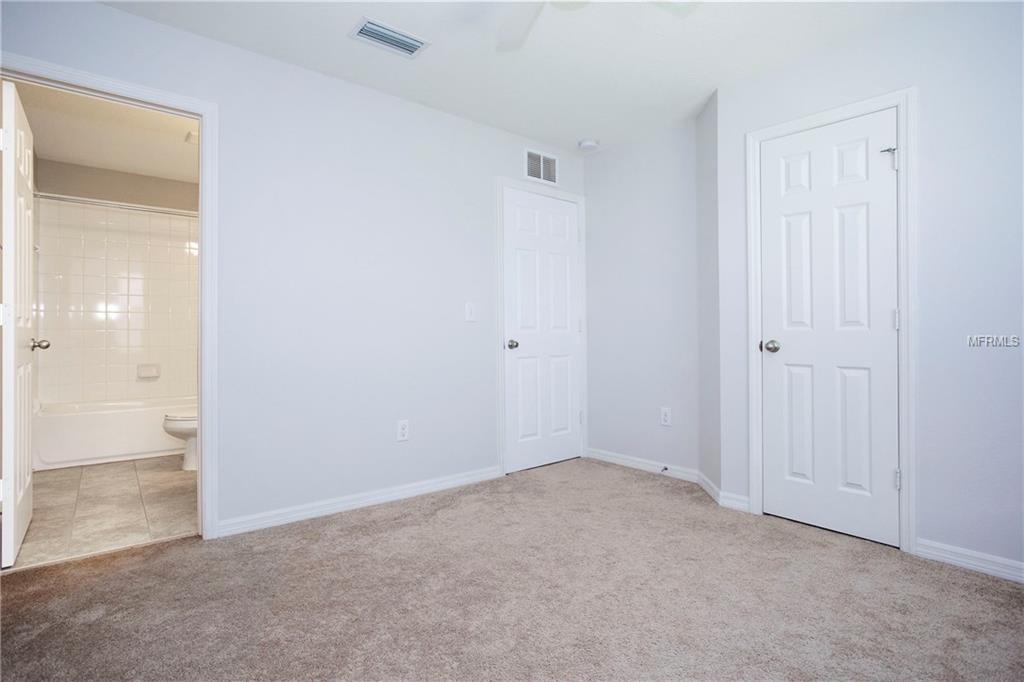 15816 FISHHAWK VIEW DRIVE, LITHIA, Florida 33547, 2 Bedrooms Bedrooms, 6 Rooms Rooms,2 BathroomsBathrooms,Residential,For sale,FISHHAWK VIEW,T2922559