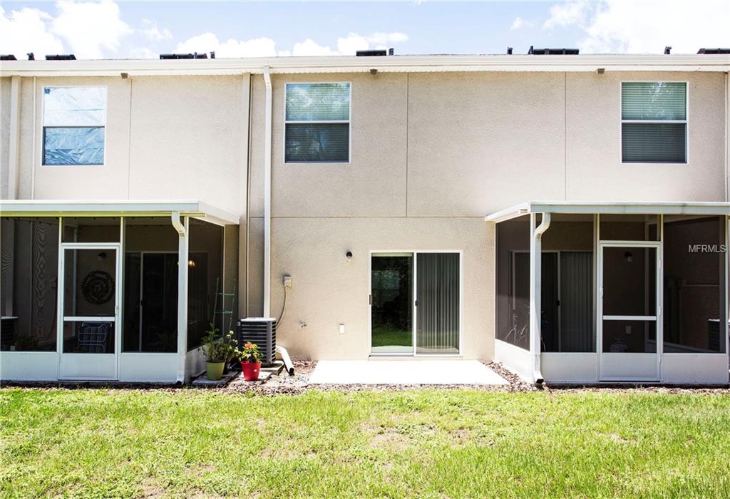 15816 FISHHAWK VIEW DRIVE, LITHIA, Florida 33547, 2 Bedrooms Bedrooms, 6 Rooms Rooms,2 BathroomsBathrooms,Residential,For sale,FISHHAWK VIEW,T2922559