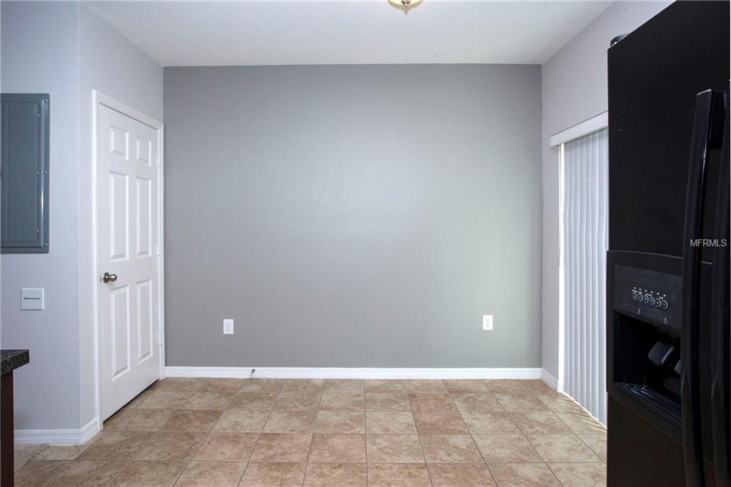 15816 FISHHAWK VIEW DRIVE, LITHIA, Florida 33547, 2 Bedrooms Bedrooms, 6 Rooms Rooms,2 BathroomsBathrooms,Residential,For sale,FISHHAWK VIEW,T2922559