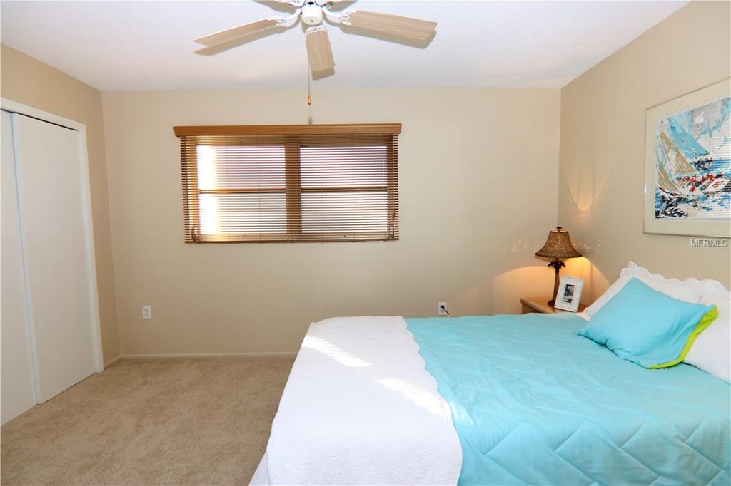 525 MANATEE COURT, VENICE, Florida 34285, 1 Bedroom Bedrooms, 4 Rooms Rooms,1 BathroomBathrooms,Residential,For sale,MANATEE,N5916102