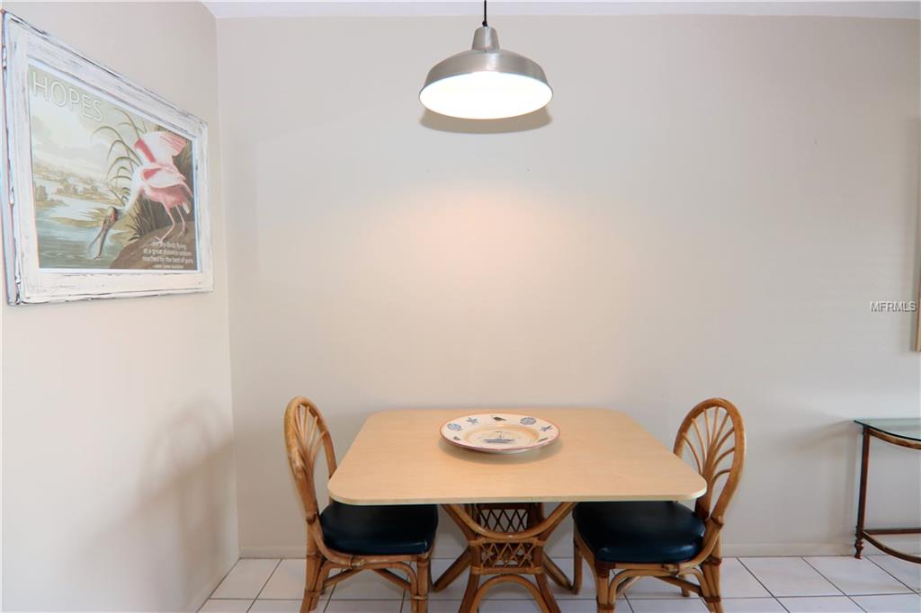 525 MANATEE COURT, VENICE, Florida 34285, 1 Bedroom Bedrooms, 4 Rooms Rooms,1 BathroomBathrooms,Residential,For sale,MANATEE,N5916102