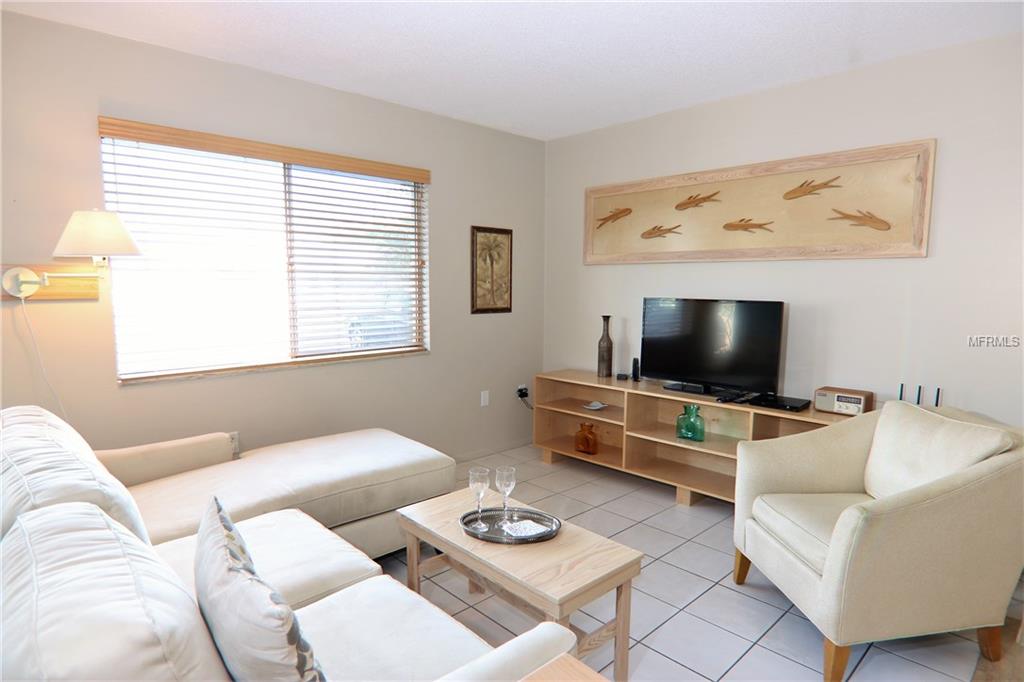 525 MANATEE COURT, VENICE, Florida 34285, 1 Bedroom Bedrooms, 4 Rooms Rooms,1 BathroomBathrooms,Residential,For sale,MANATEE,N5916102