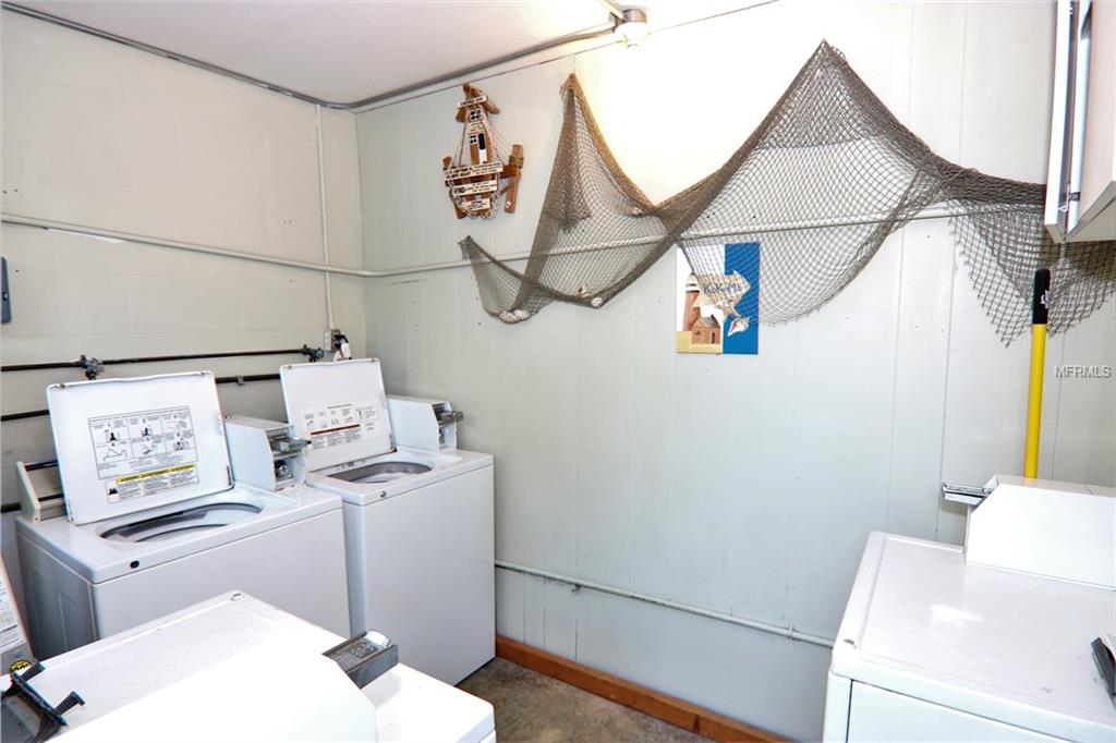 525 MANATEE COURT, VENICE, Florida 34285, 1 Bedroom Bedrooms, 4 Rooms Rooms,1 BathroomBathrooms,Residential,For sale,MANATEE,N5916102