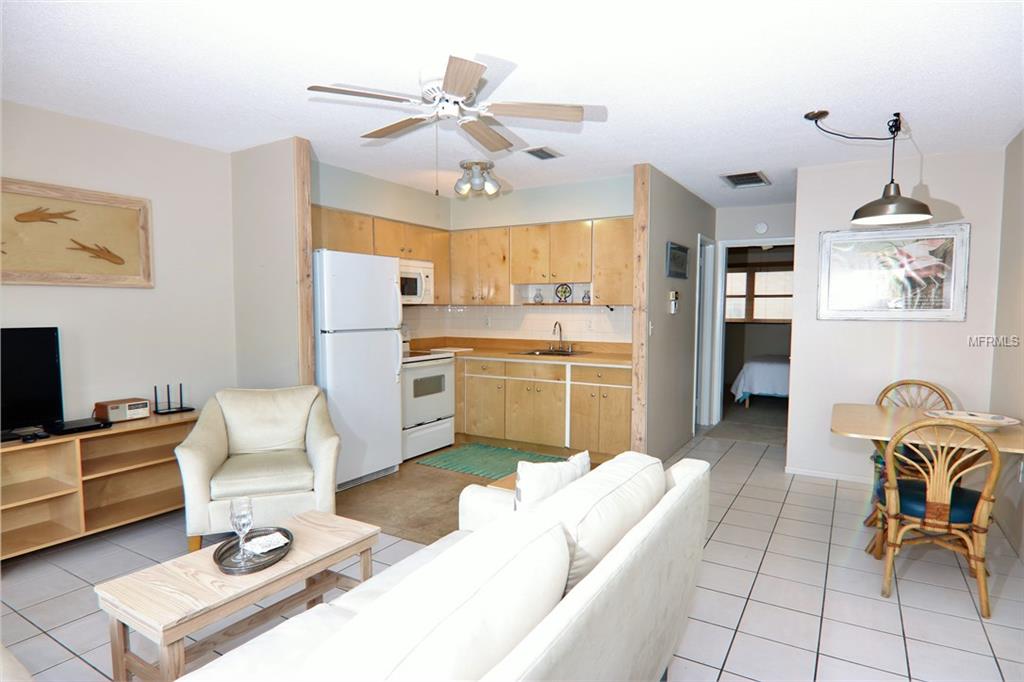 525 MANATEE COURT, VENICE, Florida 34285, 1 Bedroom Bedrooms, 4 Rooms Rooms,1 BathroomBathrooms,Residential,For sale,MANATEE,N5916102