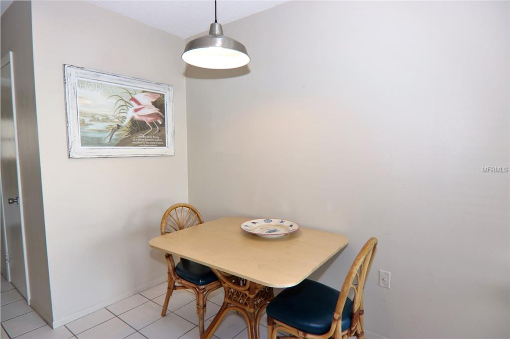 525 MANATEE COURT, VENICE, Florida 34285, 1 Bedroom Bedrooms, 4 Rooms Rooms,1 BathroomBathrooms,Residential,For sale,MANATEE,N5916102