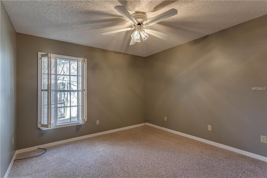 1317 OXMOOR COURT, VALRICO, Florida 33596, 4 Bedrooms Bedrooms, 8 Rooms Rooms,2 BathroomsBathrooms,Residential,For sale,OXMOOR,T2925935