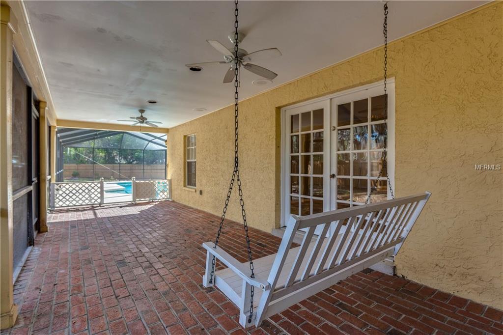 1317 OXMOOR COURT, VALRICO, Florida 33596, 4 Bedrooms Bedrooms, 8 Rooms Rooms,2 BathroomsBathrooms,Residential,For sale,OXMOOR,T2925935