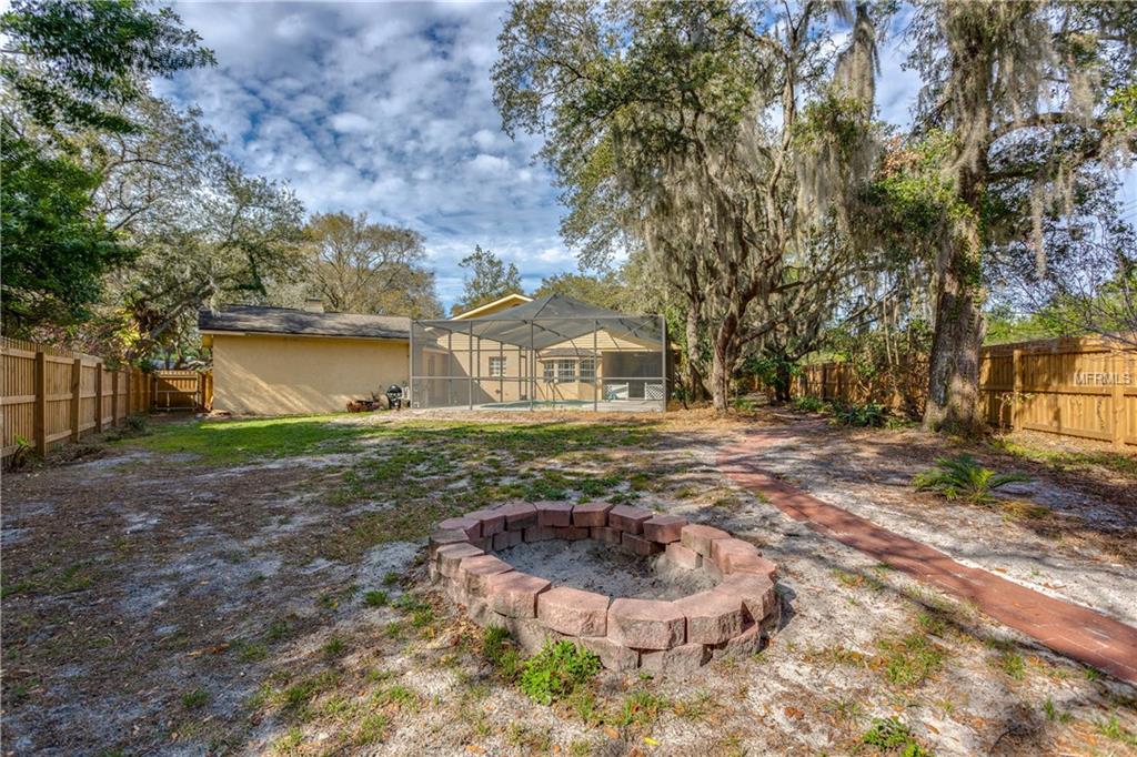 1317 OXMOOR COURT, VALRICO, Florida 33596, 4 Bedrooms Bedrooms, 8 Rooms Rooms,2 BathroomsBathrooms,Residential,For sale,OXMOOR,T2925935
