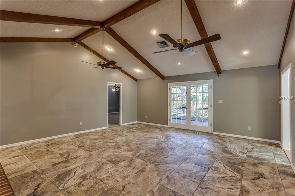 1317 OXMOOR COURT, VALRICO, Florida 33596, 4 Bedrooms Bedrooms, 8 Rooms Rooms,2 BathroomsBathrooms,Residential,For sale,OXMOOR,T2925935