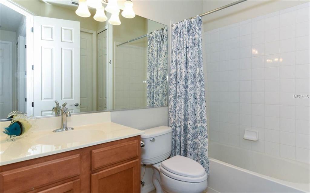 1251 BURGOS DRIVE, SARASOTA, Florida 34238, 3 Bedrooms Bedrooms, 6 Rooms Rooms,2 BathroomsBathrooms,Residential,For sale,BURGOS,A4209357