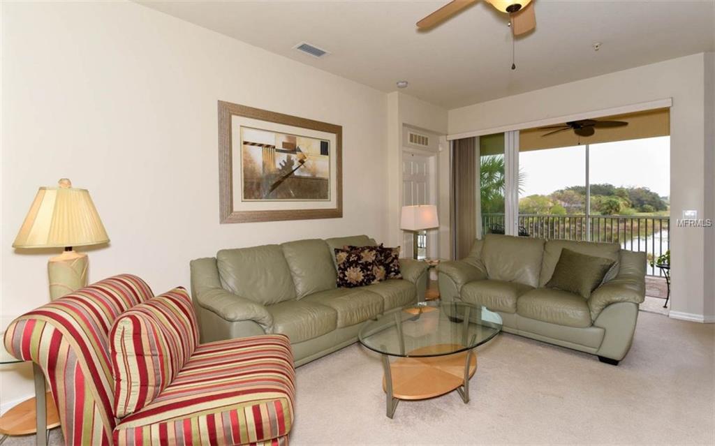 1251 BURGOS DRIVE, SARASOTA, Florida 34238, 3 Bedrooms Bedrooms, 6 Rooms Rooms,2 BathroomsBathrooms,Residential,For sale,BURGOS,A4209357