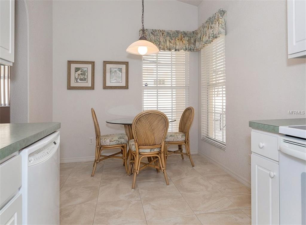 1775 FOUNTAIN VIEW CIRCLE, VENICE, Florida 34292, 2 Bedrooms Bedrooms, 8 Rooms Rooms,2 BathroomsBathrooms,Residential,For sale,FOUNTAIN VIEW,N5916359