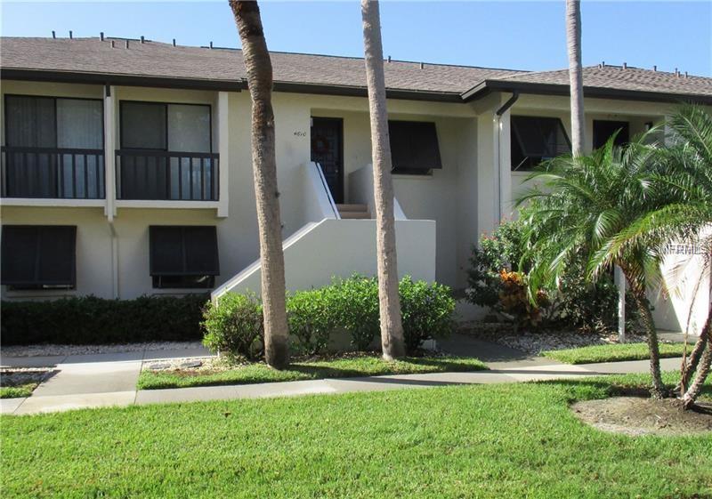 4610 LONGWATER CHASE, SARASOTA, Florida 34235, 2 Bedrooms Bedrooms, 6 Rooms Rooms,2 BathroomsBathrooms,Residential,For sale,LONGWATER CHASE,A4209830