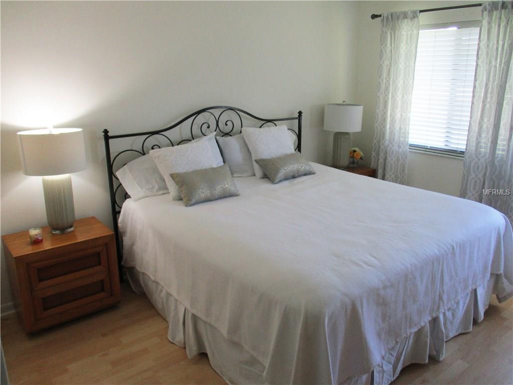 4610 LONGWATER CHASE, SARASOTA, Florida 34235, 2 Bedrooms Bedrooms, 6 Rooms Rooms,2 BathroomsBathrooms,Residential,For sale,LONGWATER CHASE,A4209830