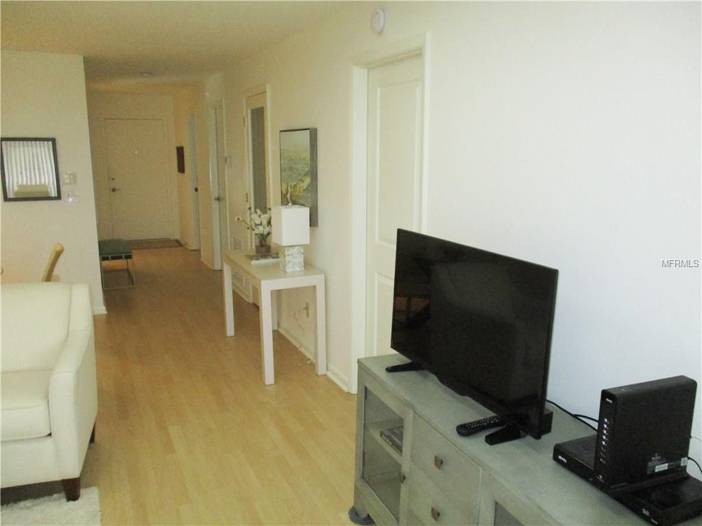 4610 LONGWATER CHASE, SARASOTA, Florida 34235, 2 Bedrooms Bedrooms, 6 Rooms Rooms,2 BathroomsBathrooms,Residential,For sale,LONGWATER CHASE,A4209830