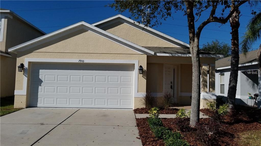 7910 CARRIAGE POINTE DRIVE, GIBSONTON, Florida 33534, 3 Bedrooms Bedrooms, 6 Rooms Rooms,2 BathroomsBathrooms,Residential,For sale,CARRIAGE POINTE,U7847586