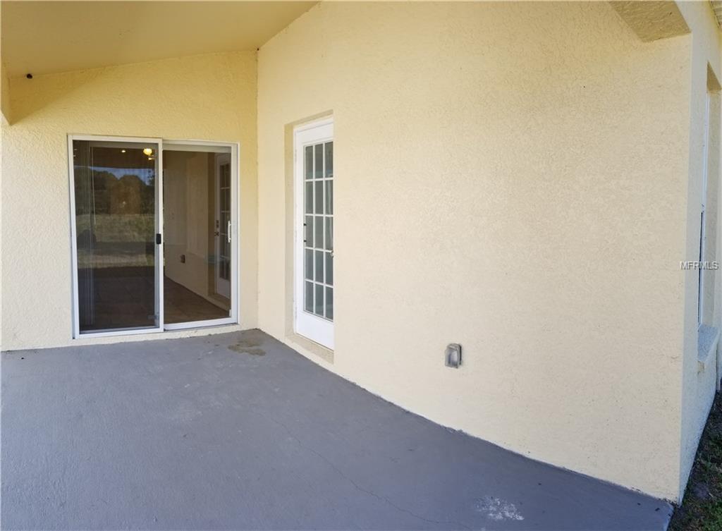 7910 CARRIAGE POINTE DRIVE, GIBSONTON, Florida 33534, 3 Bedrooms Bedrooms, 6 Rooms Rooms,2 BathroomsBathrooms,Residential,For sale,CARRIAGE POINTE,U7847586