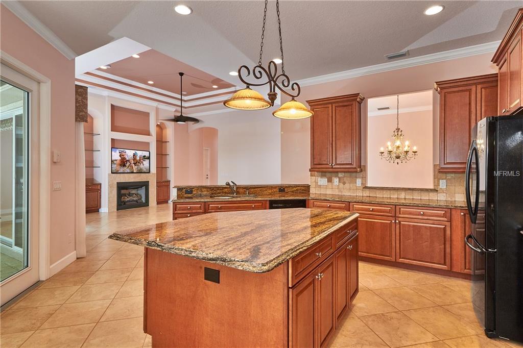 4455 GRAND LAKESIDE DRIVE, PALM HARBOR, Florida 34684, 5 Bedrooms Bedrooms, 4 Rooms Rooms,3 BathroomsBathrooms,Residential,For sale,GRAND LAKESIDE,U7816743