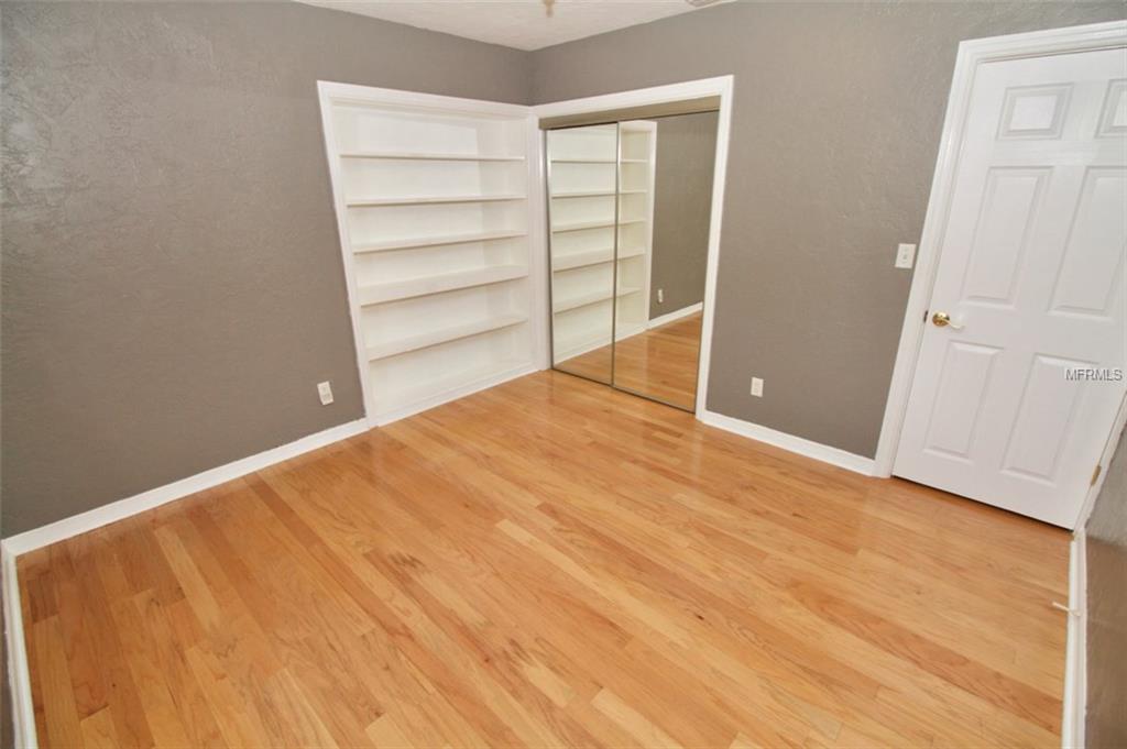 260 79TH STREET S, ST PETERSBURG, Florida 33707, 2 Bedrooms Bedrooms, 6 Rooms Rooms,2 BathroomsBathrooms,Residential,For sale,79TH,U7840023