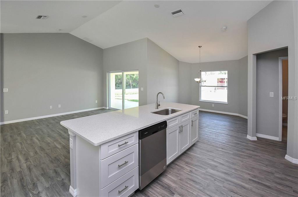 699 ACADIA ROAD, VENICE, Florida 34293, 3 Bedrooms Bedrooms, 5 Rooms Rooms,2 BathroomsBathrooms,Residential,For sale,ACADIA,N5915721