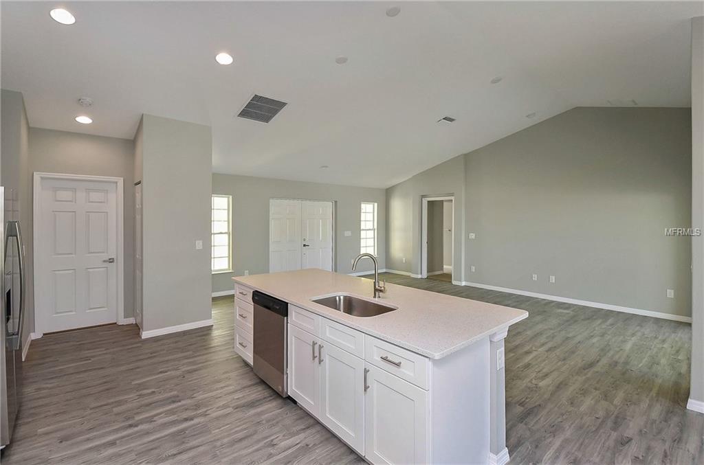 699 ACADIA ROAD, VENICE, Florida 34293, 3 Bedrooms Bedrooms, 5 Rooms Rooms,2 BathroomsBathrooms,Residential,For sale,ACADIA,N5915721