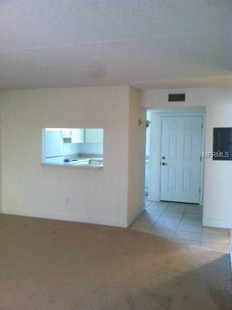 14413 AMERICANA CIRCLE, TAMPA, Florida 33613, 1 Bedroom Bedrooms, 3 Rooms Rooms,1 BathroomBathrooms,Residential,For sale,AMERICANA,T2926954