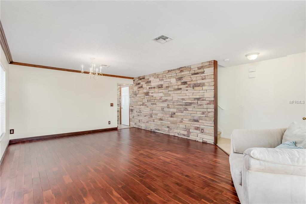 2330 MARTINS RUN, TAVARES, Florida 32778, 4 Bedrooms Bedrooms, 10 Rooms Rooms,2 BathroomsBathrooms,Residential,For sale,MARTINS,G4852698