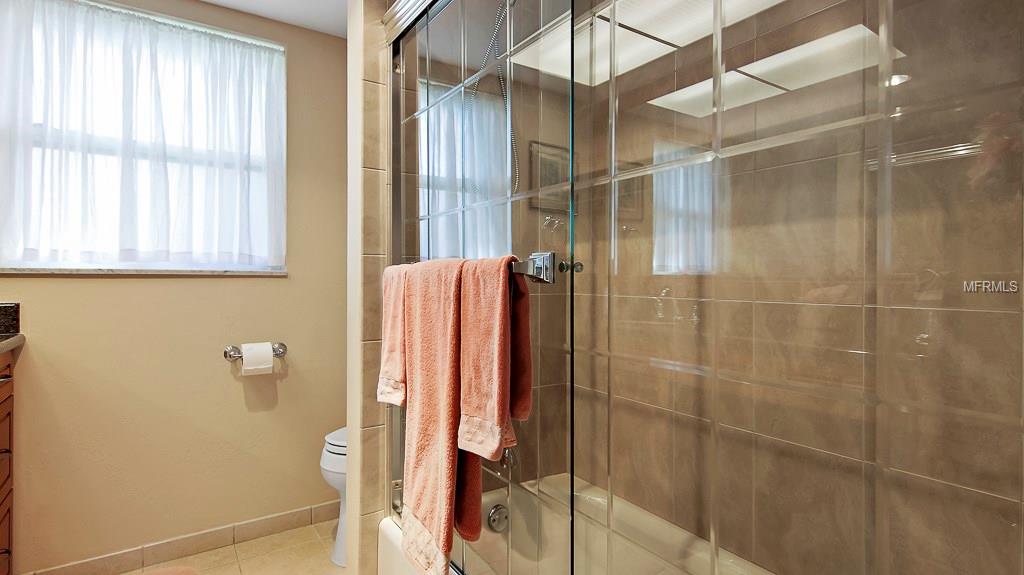 1715 ALGONQUIN DRIVE, CLEARWATER, Florida 33755, 2 Bedrooms Bedrooms, 5 Rooms Rooms,2 BathroomsBathrooms,Residential,For sale,ALGONQUIN,U7847587