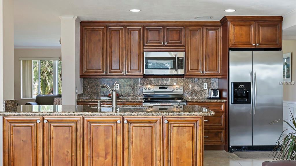 1715 ALGONQUIN DRIVE, CLEARWATER, Florida 33755, 2 Bedrooms Bedrooms, 5 Rooms Rooms,2 BathroomsBathrooms,Residential,For sale,ALGONQUIN,U7847587