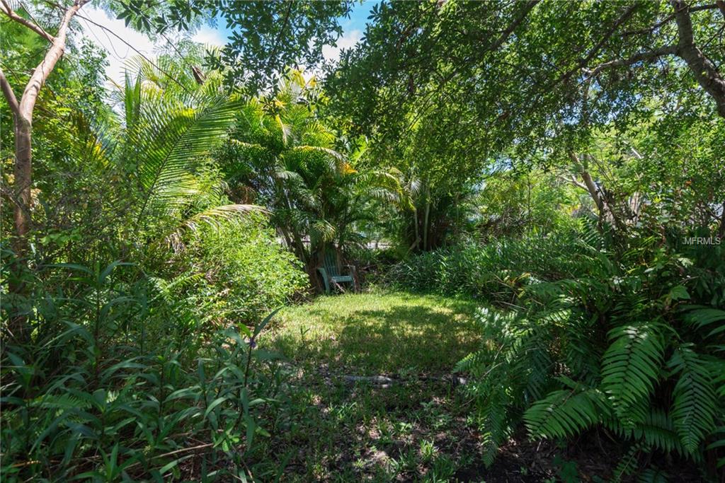 3835 SHORE ACRES BOULEVARD NE, ST PETERSBURG, Florida 33703, 3 Bedrooms Bedrooms, 3 Rooms Rooms,2 BathroomsBathrooms,Residential,For sale,SHORE ACRES,U7827412