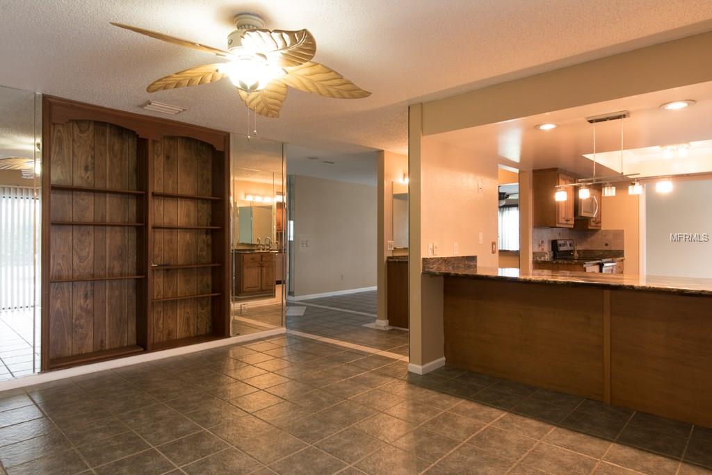 9205 CYPRESSWOOD CIRCLE, TAMPA, Florida 33647, 3 Bedrooms Bedrooms, 6 Rooms Rooms,2 BathroomsBathrooms,Residential,For sale,CYPRESSWOOD,T2913973