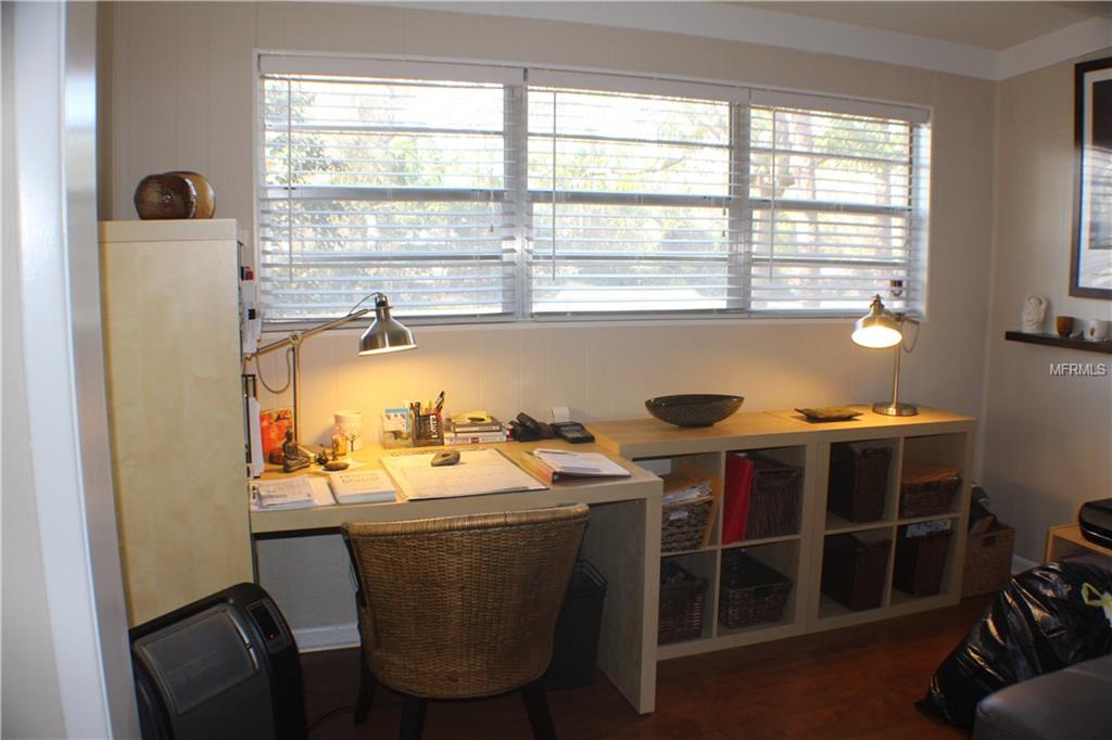 1575 APOPKA BOULEVARD, APOPKA, Florida 32703, 2 Bedrooms Bedrooms, 6 Rooms Rooms,1 BathroomBathrooms,Residential,For sale,APOPKA,O5554680