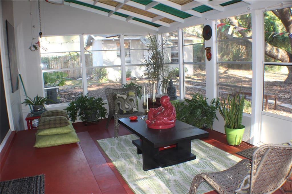 1575 APOPKA BOULEVARD, APOPKA, Florida 32703, 2 Bedrooms Bedrooms, 6 Rooms Rooms,1 BathroomBathrooms,Residential,For sale,APOPKA,O5554680