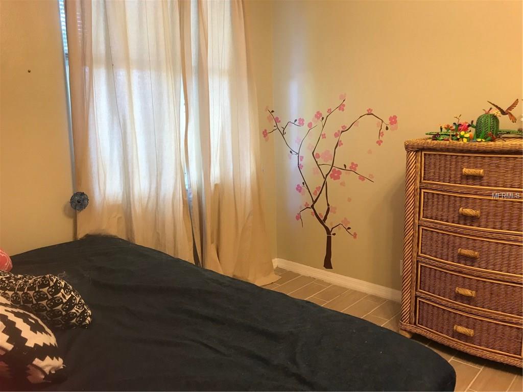 8020 PINE ISLAND ROAD, CLERMONT, Florida 34711, 3 Bedrooms Bedrooms, 5 Rooms Rooms,2 BathroomsBathrooms,Residential,For sale,PINE ISLAND,G4851499