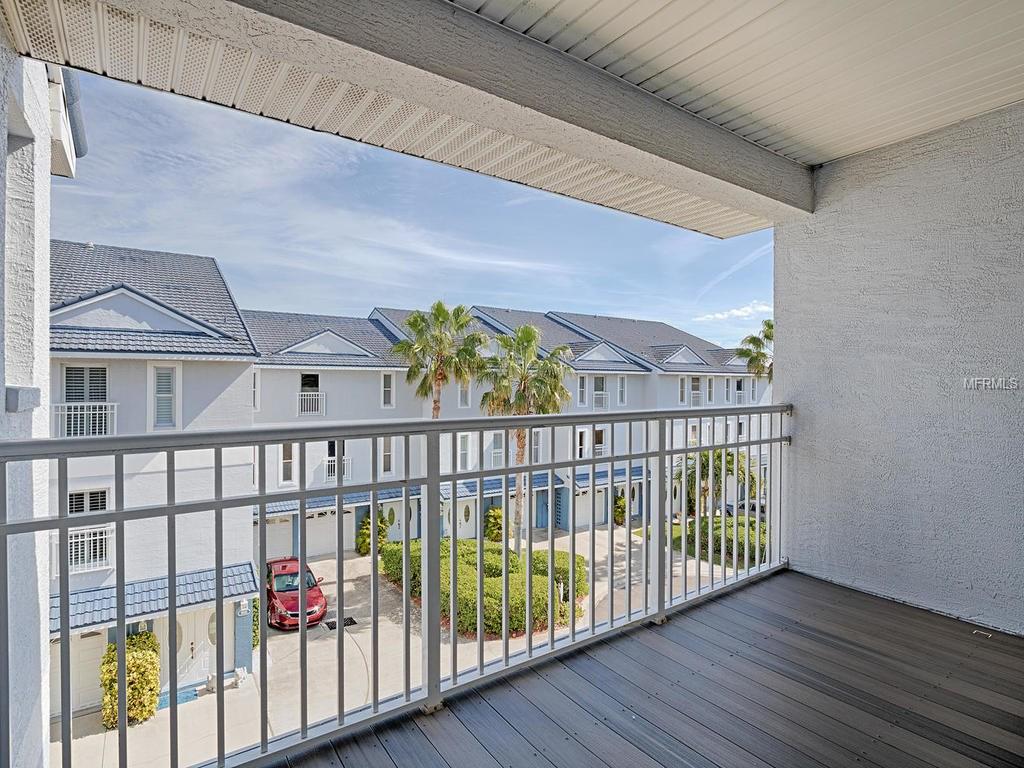 9933 GULF BOULEVARD, TREASURE ISLAND, Florida 33706, 3 Bedrooms Bedrooms, 4 Rooms Rooms,3 BathroomsBathrooms,Residential,For sale,GULF,U7844495