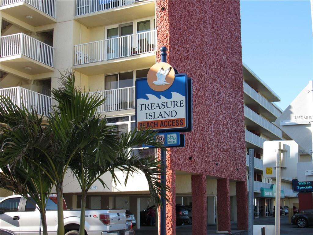 9933 GULF BOULEVARD, TREASURE ISLAND, Florida 33706, 3 Bedrooms Bedrooms, 4 Rooms Rooms,3 BathroomsBathrooms,Residential,For sale,GULF,U7844495