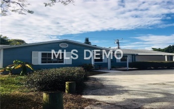 1020 41ST STREET W, BRADENTON, Florida 34205, 2 Bedrooms Bedrooms, 3 Rooms Rooms,2 BathroomsBathrooms,Residential,For sale,41ST,A4208469