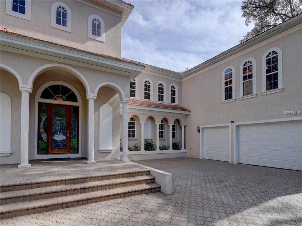 11407 W QUEENSWAY DRIVE, TEMPLE TERRACE, Florida 33617, 4 Bedrooms Bedrooms, 8 Rooms Rooms,4 BathroomsBathrooms,Residential,For sale,QUEENSWAY,T2927720